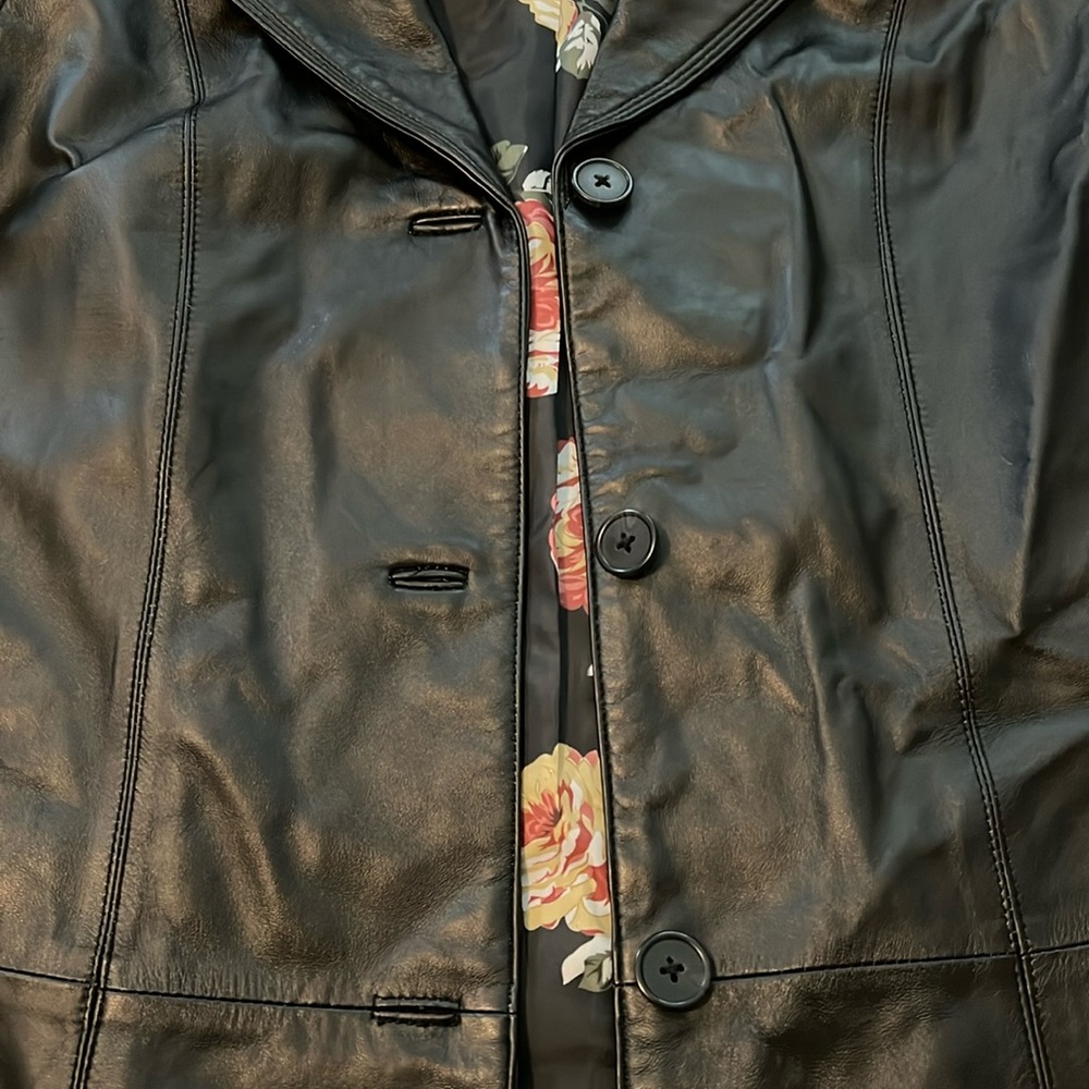 Leather Women's Vintage Black Jacket. Very Good Condition. Size S